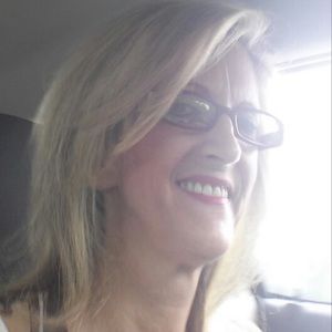 Meet your Posher, Lisa sanders